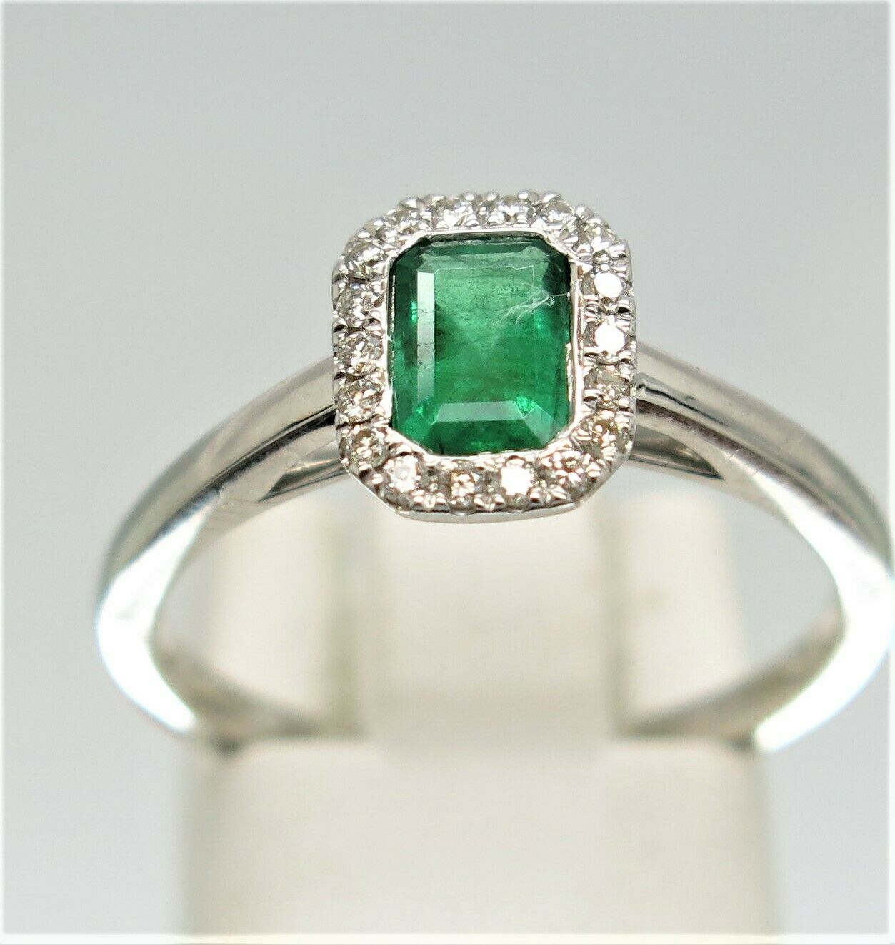 9ct Emerald and Diamond Cluster Ring – Midas Touch Jewellery